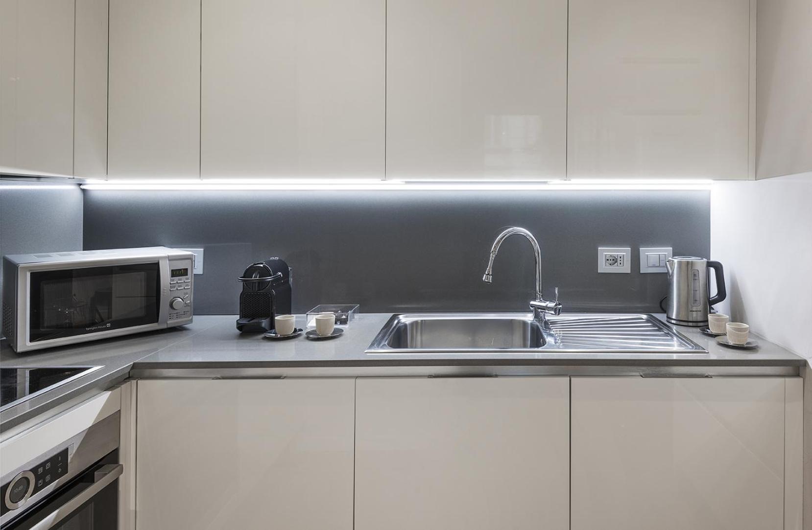 Fifty Eight Milan Duomo Apartment ภายนอก รูปภาพ