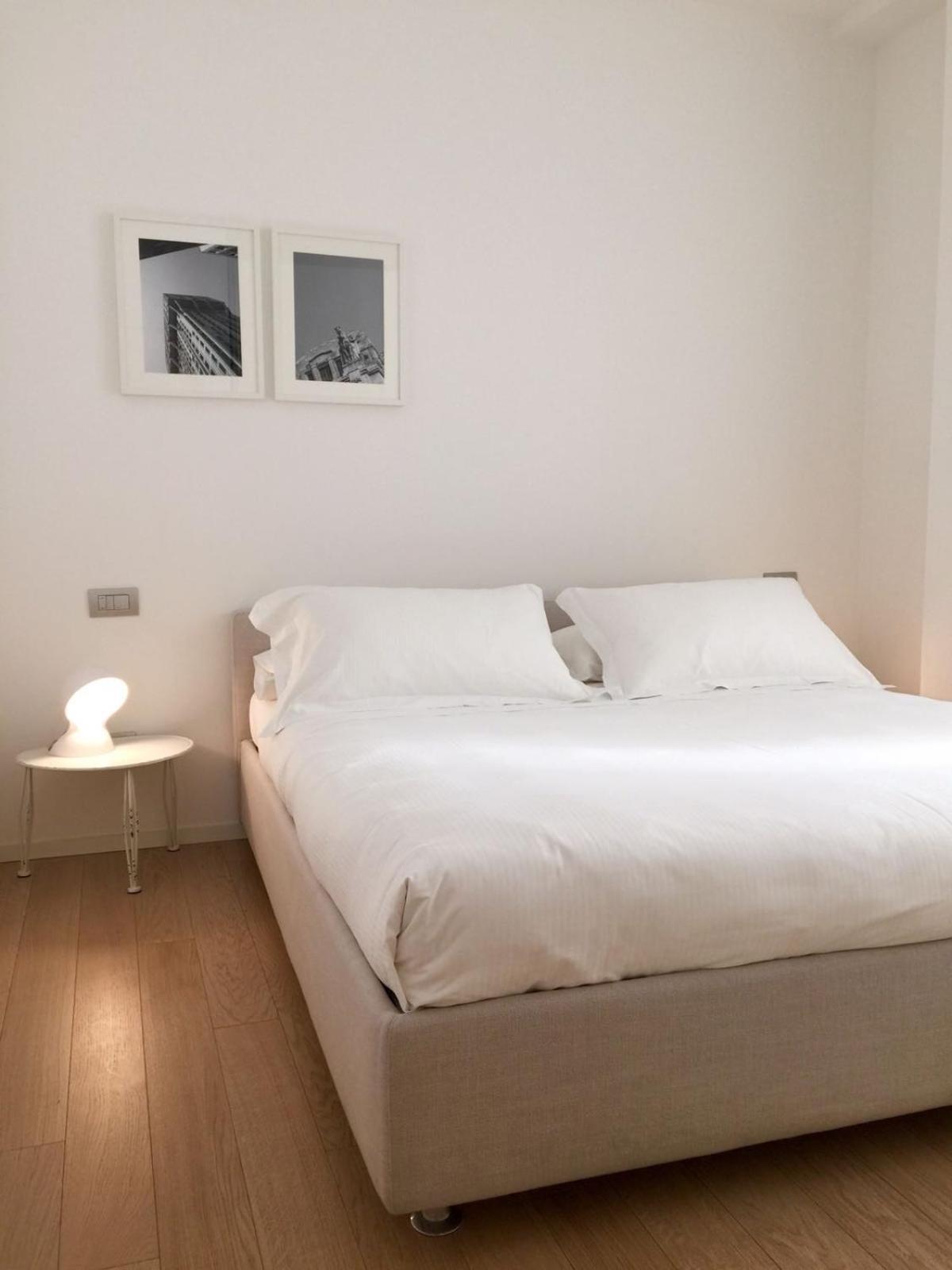 Fifty Eight Milan Duomo Apartment ภายนอก รูปภาพ